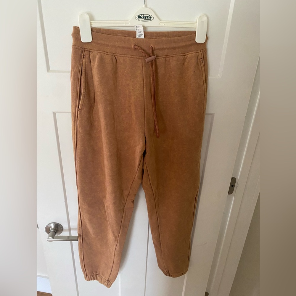 Size medium Alphalete joggers